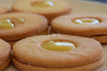 Fika Heaven: Gooseberry Jammy Dodgers